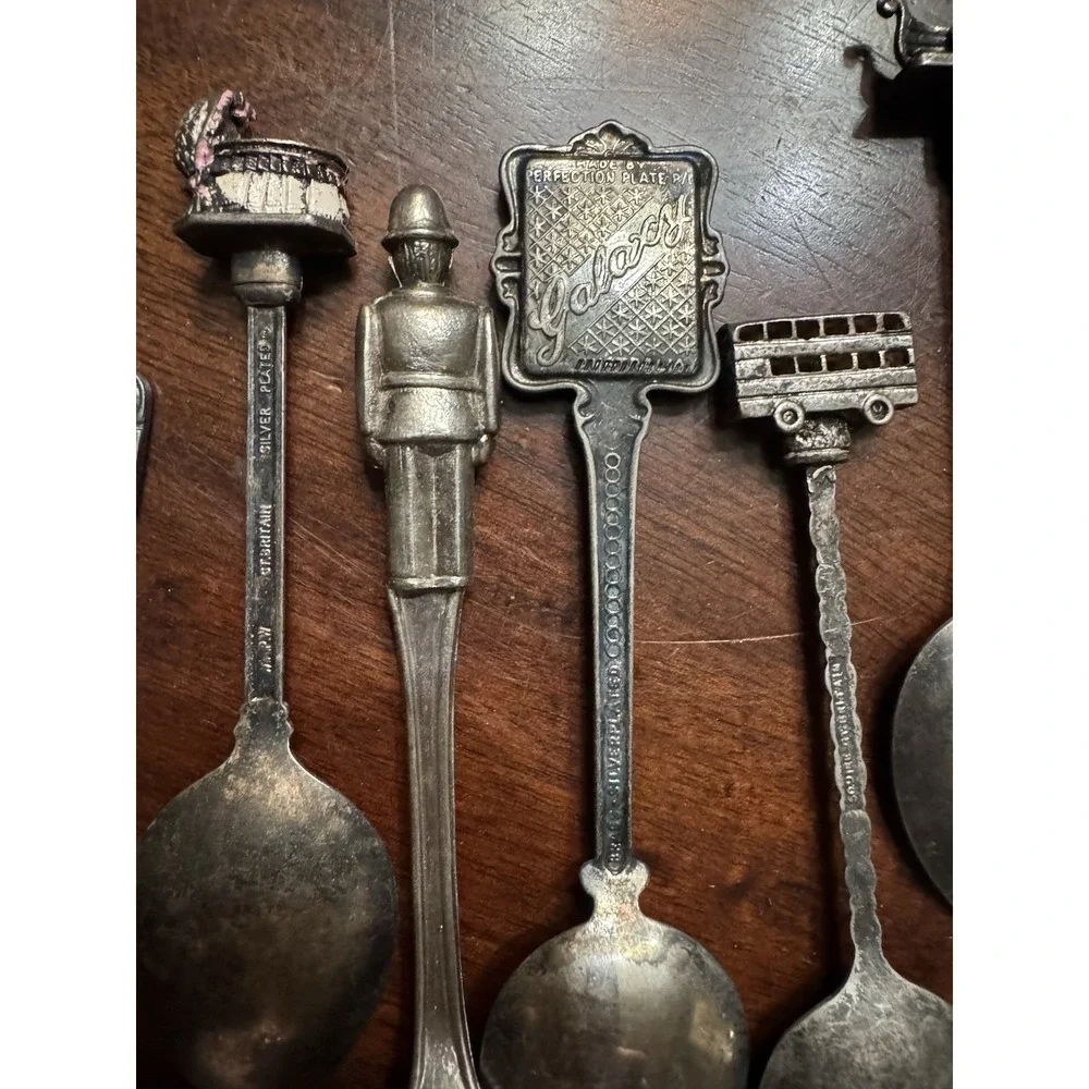 Souvenir Spoons Lot 15‎ Silver Plate Europe Ireland England Travel Vintage Older